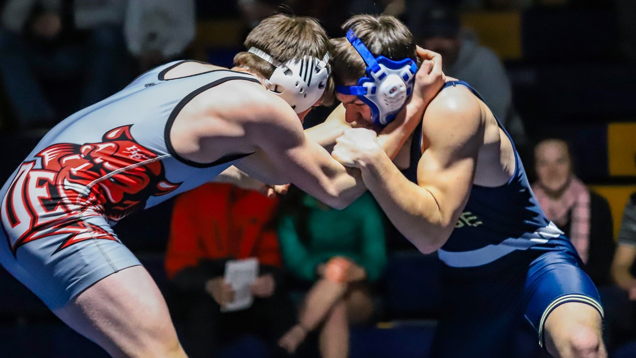 Red Lodge wrestling hosts Huntley Project, Shepherd