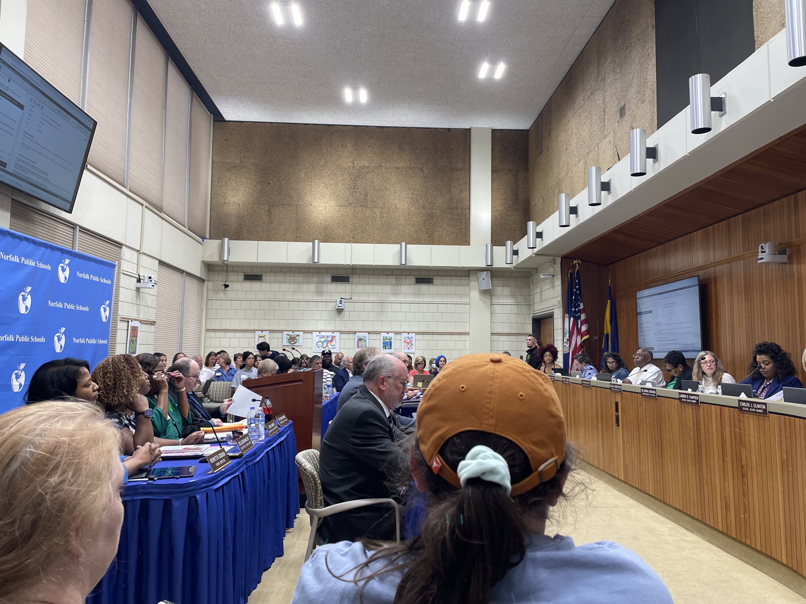 Norfolk School Board meeting 