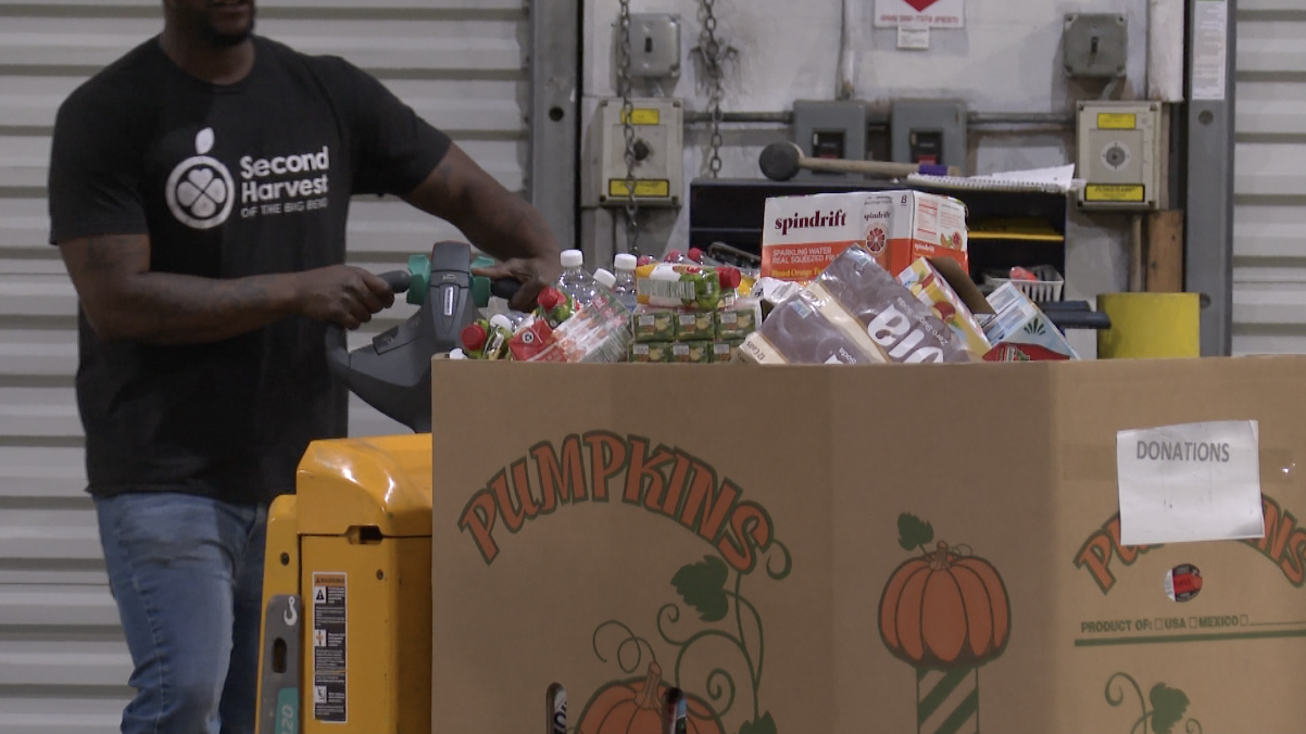 Second Harvest, ABC 27, and other organizations working to feed families as SNAP benefit deadline looms 