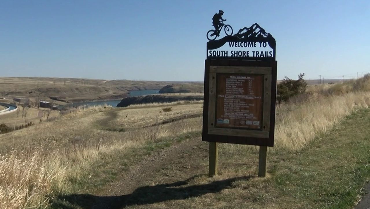 South Shore Trails sign (Great Falls)