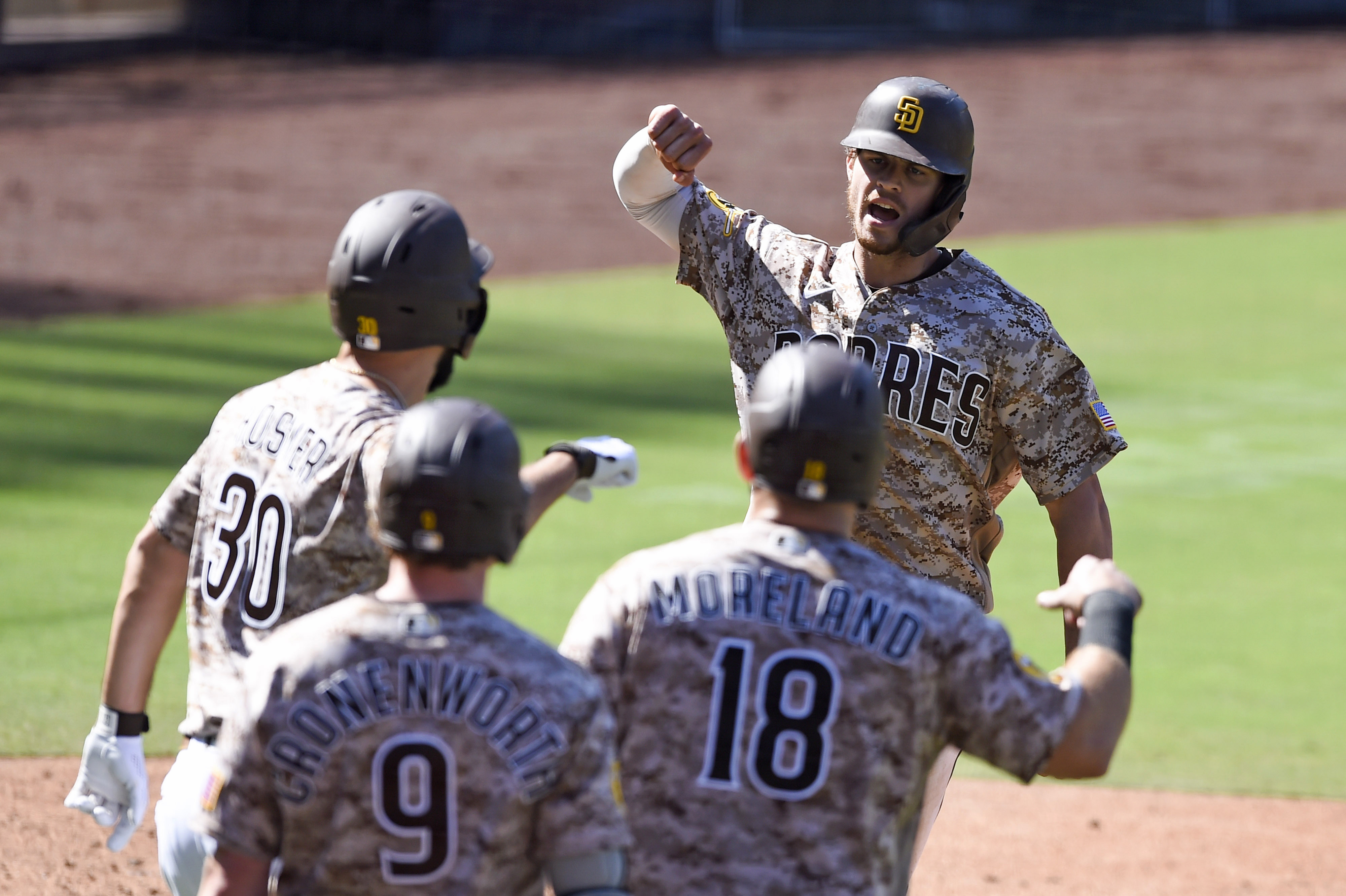 Padres Mariners Baseball