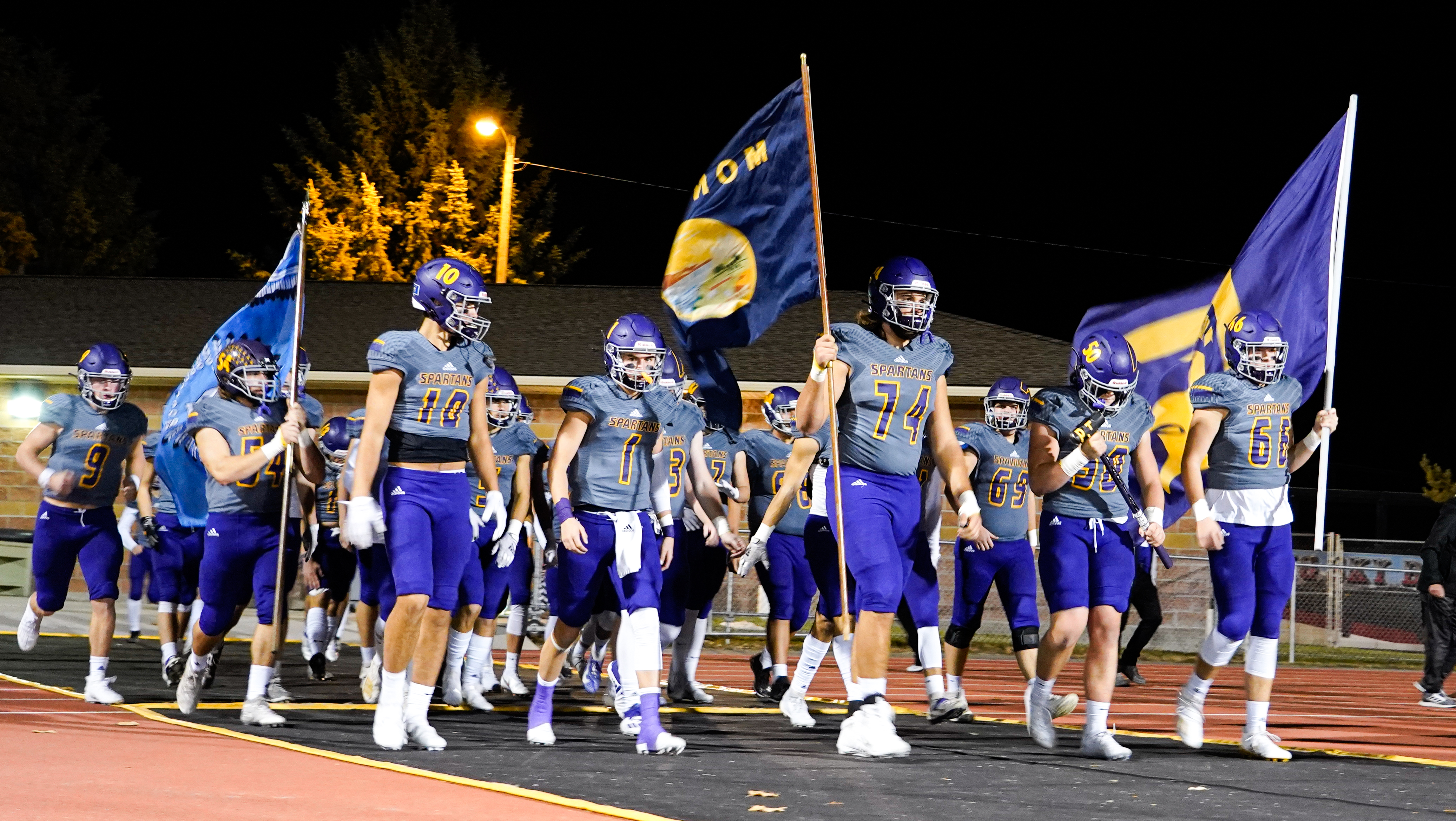 Sentinel football team.jpg