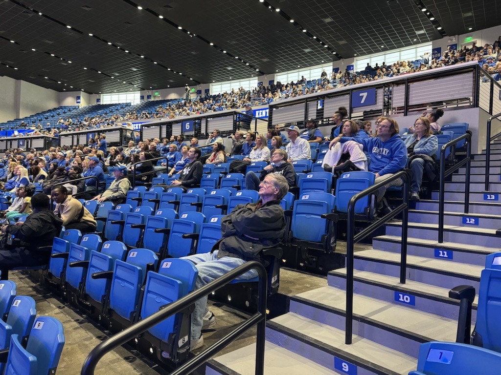 Memorial Coliseum watch party