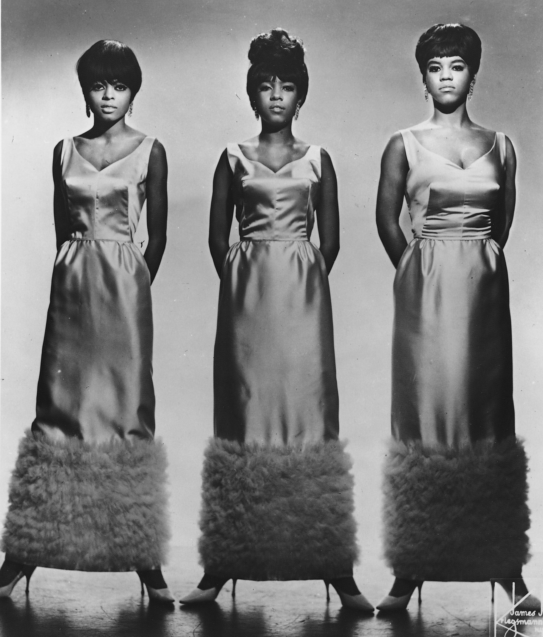 4Photo ID Left to Right - Diana Ross, Mary Wilson, Florence Ballard - Photo Credit Courtesy Motown Archives.jpg