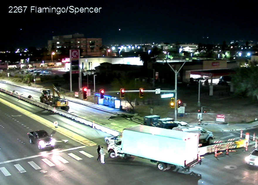 RTC: Crash blocks all lanes on eastbound Flamingo Road at Spencer Street