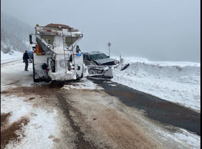 Driver breaks Berthoud Pass closure