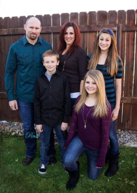 fort lupton police sgt. christopher pelton and his family.JPG