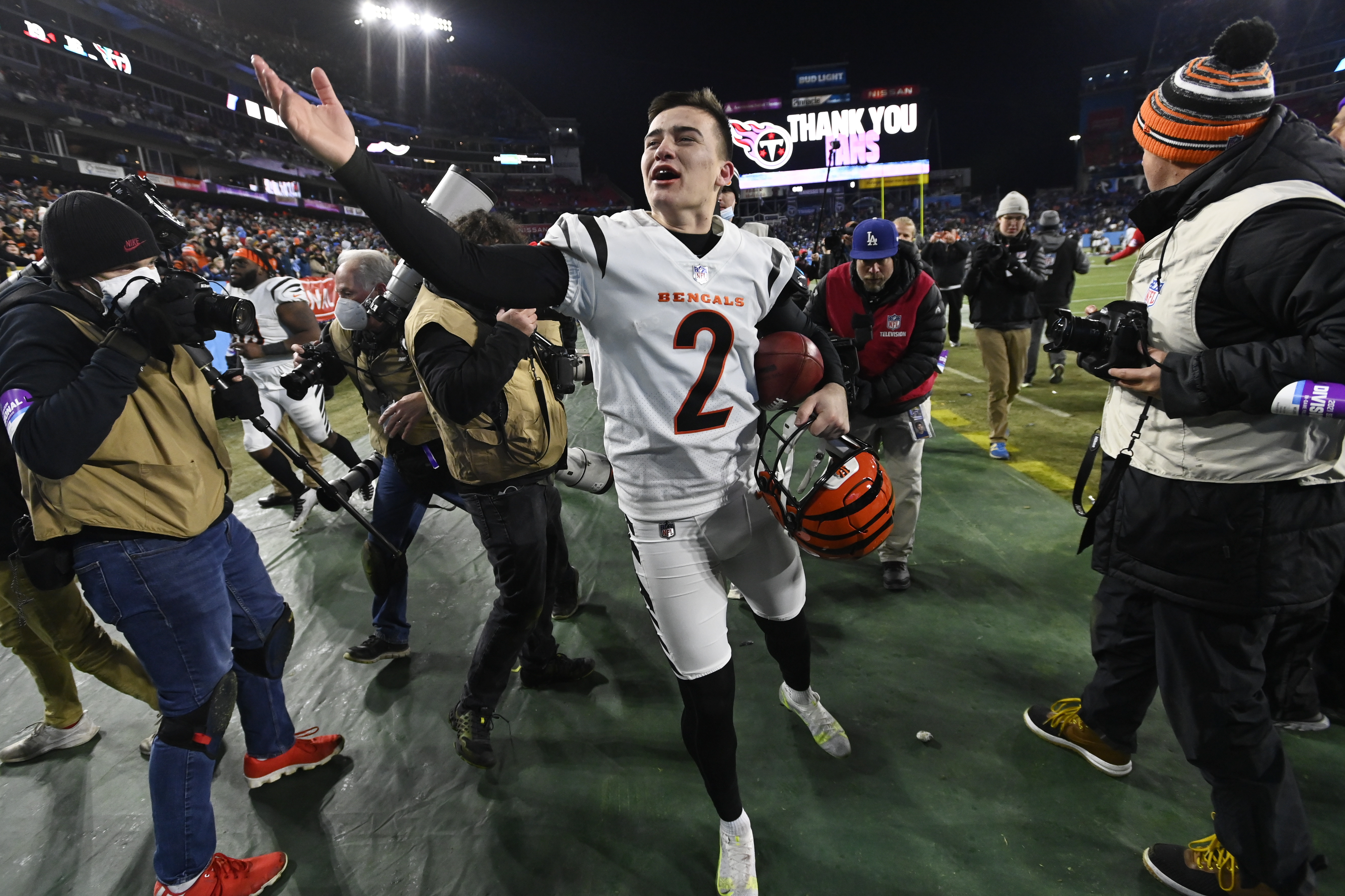 Bengals Titans Football