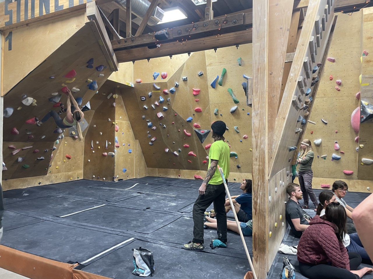 How some Montanans are 'climbing over' their New Year's resolution goals - Vimarsana News