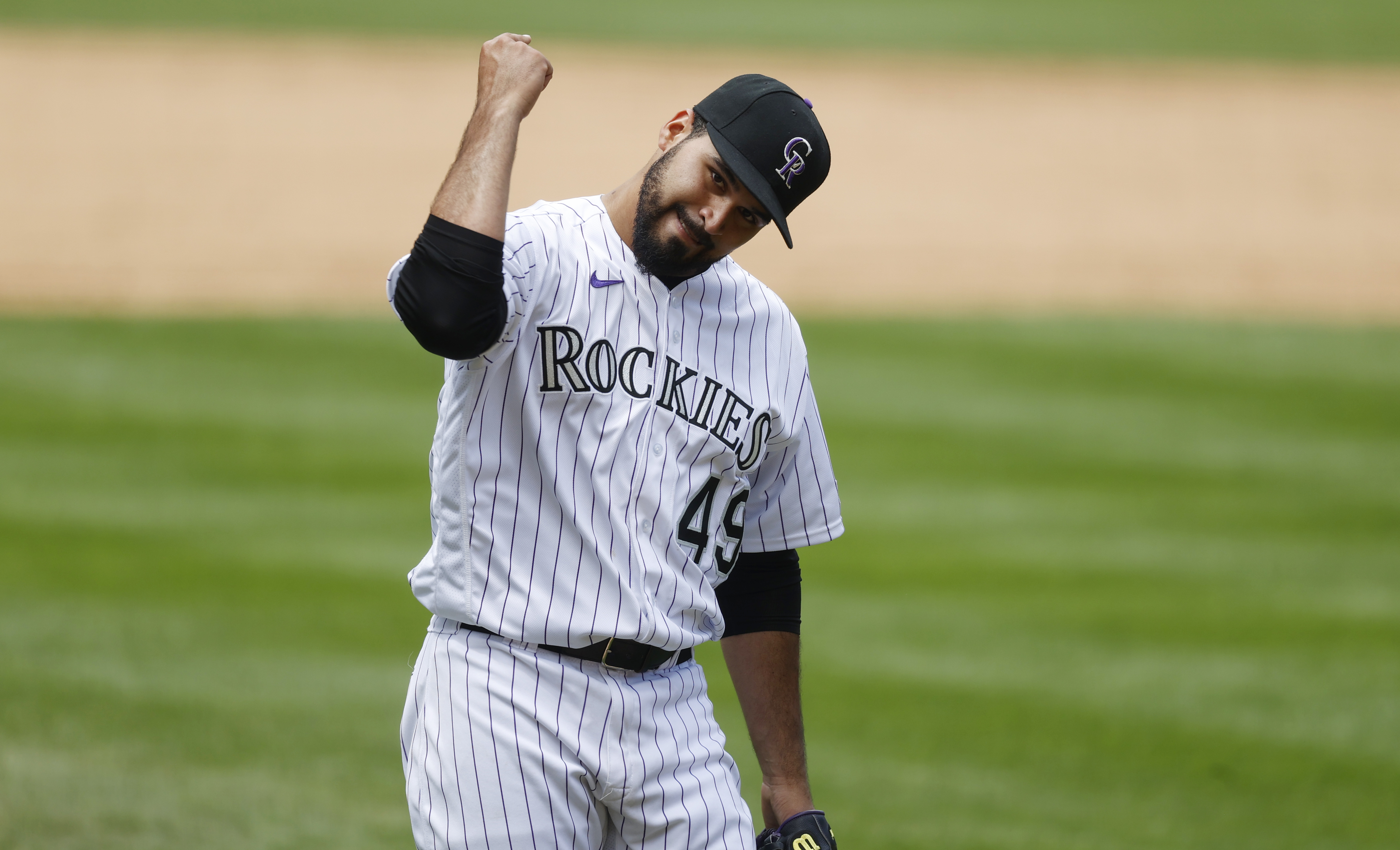 Rockies hold off Padres 9-6_Aug 2 2020