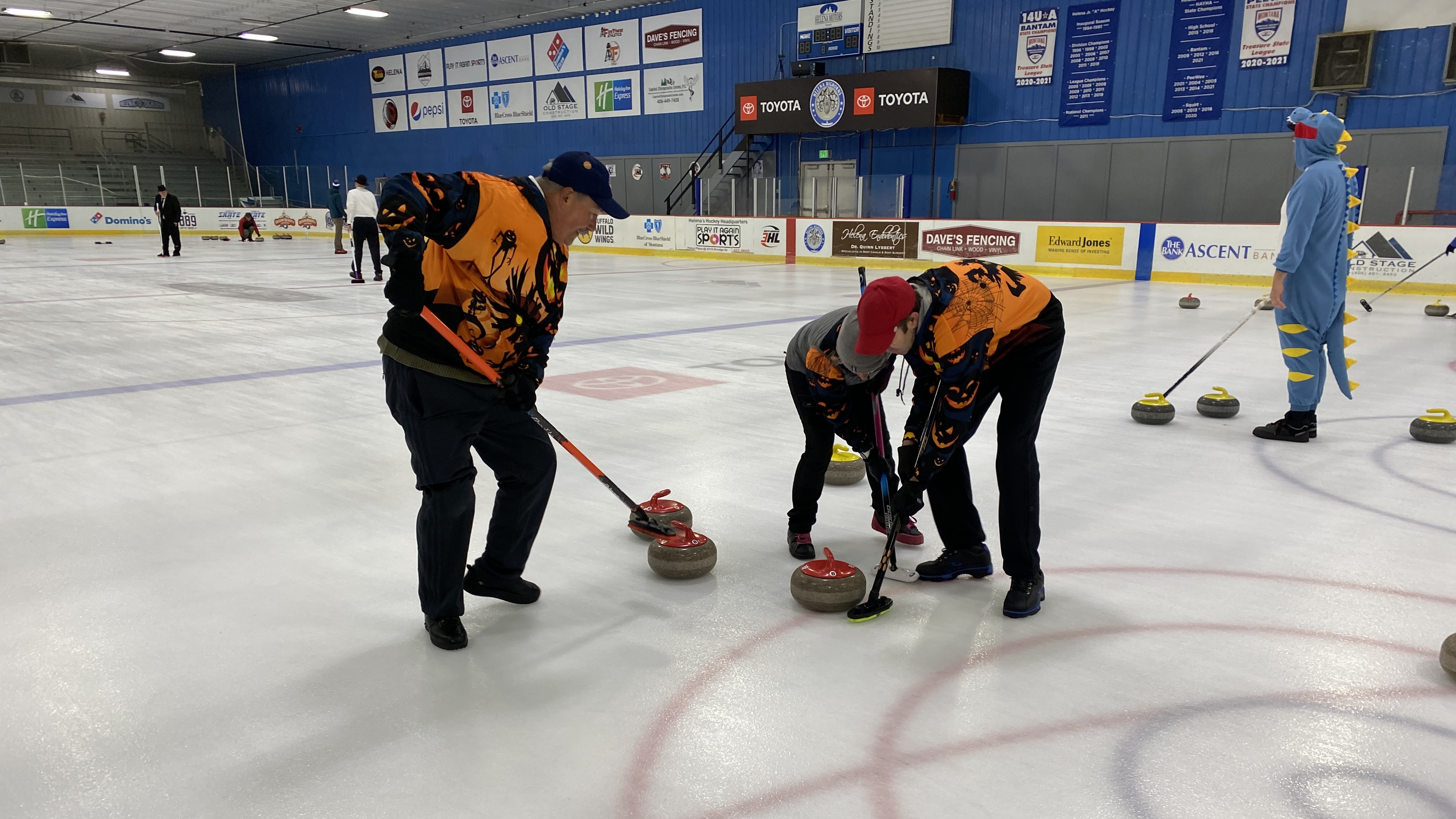 Last Chance Curling Club hosts first multi-day bonspiel