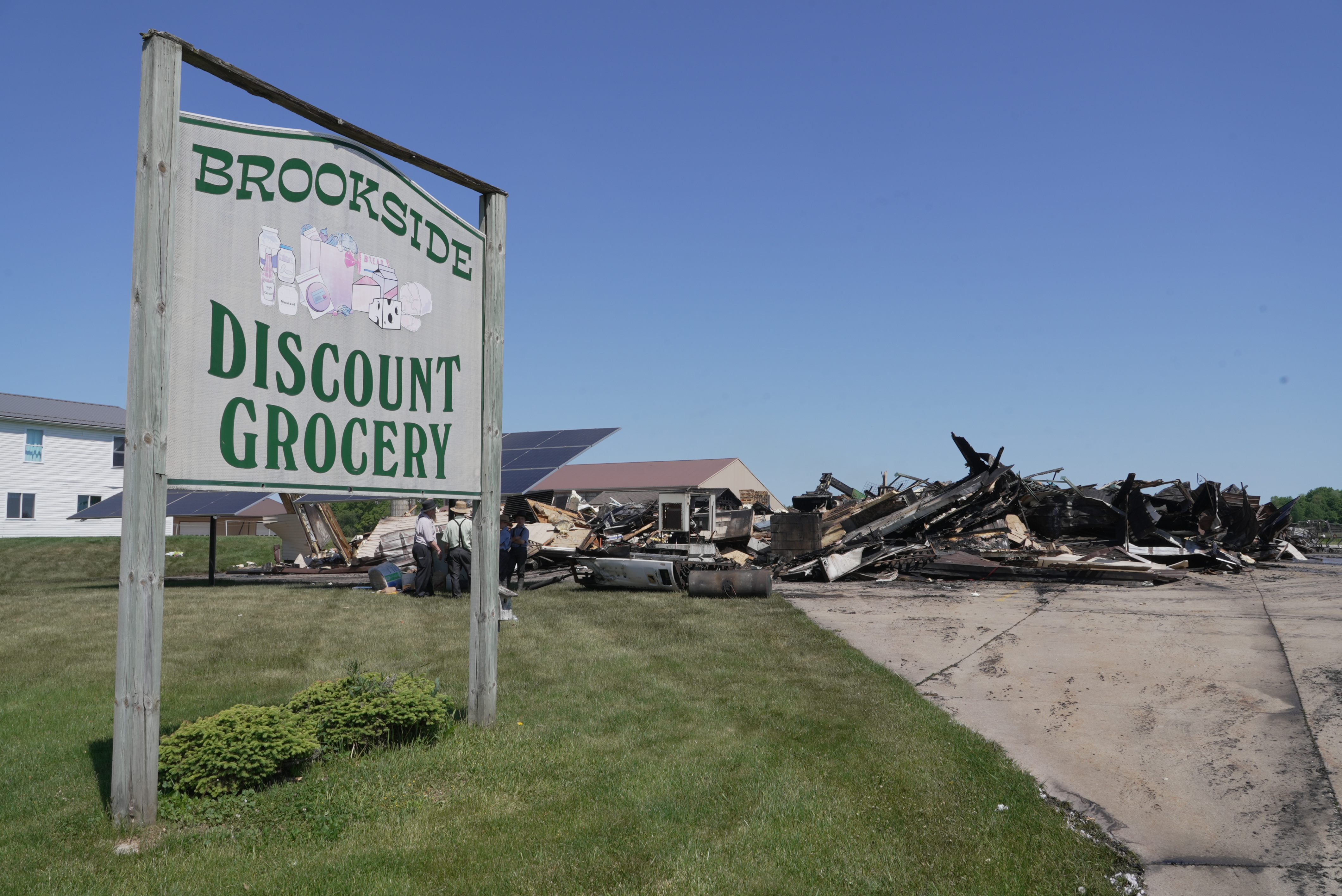BROOKSIDE DISCOUNT GROCERY