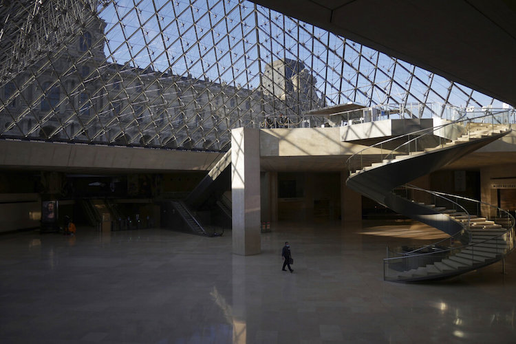 Virus Outbreak France Louvre