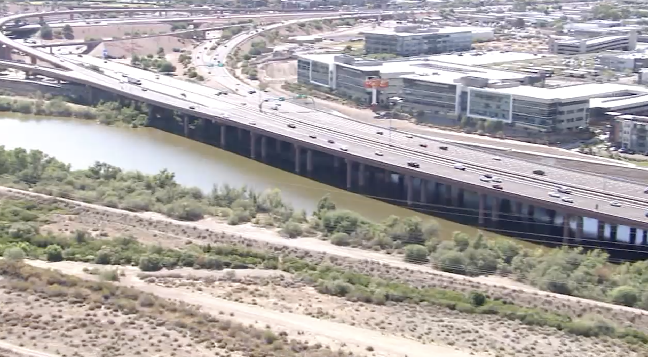 Tempe town lake salt river bed