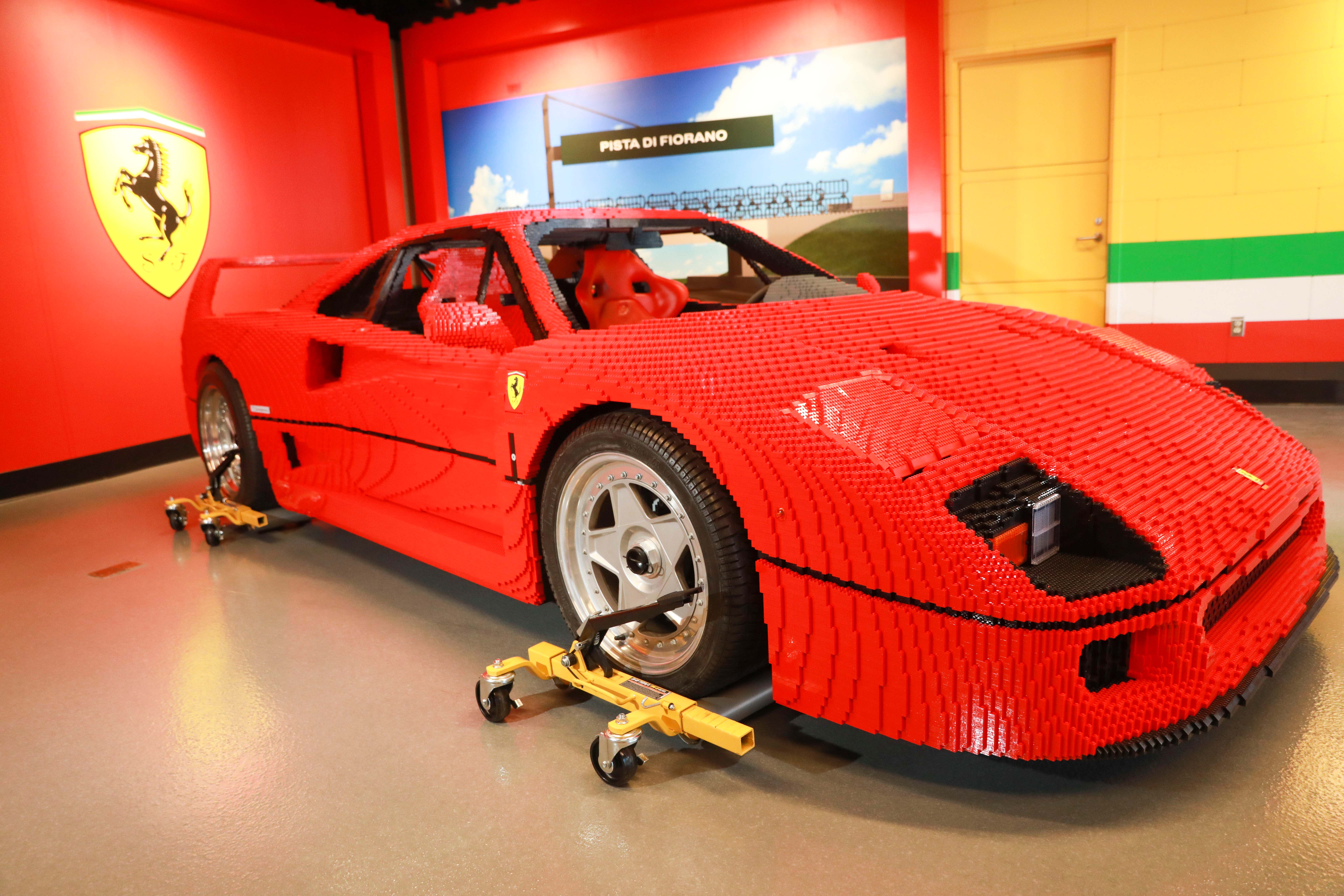 Legoland Ferarri