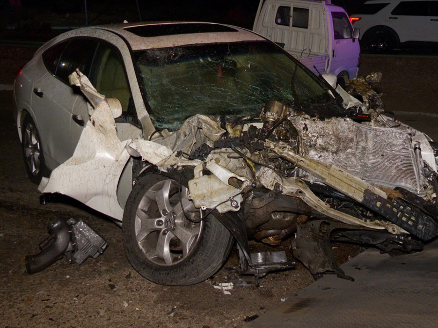 el_cajon_parked_vehicles_crash1_102822.jpg