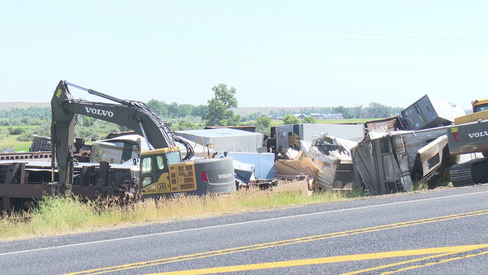 Clean-up of train derailment continues in Hill County 