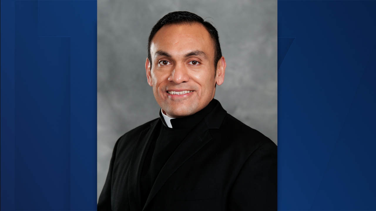 Paulist Father Fr. Rene Constanza.png