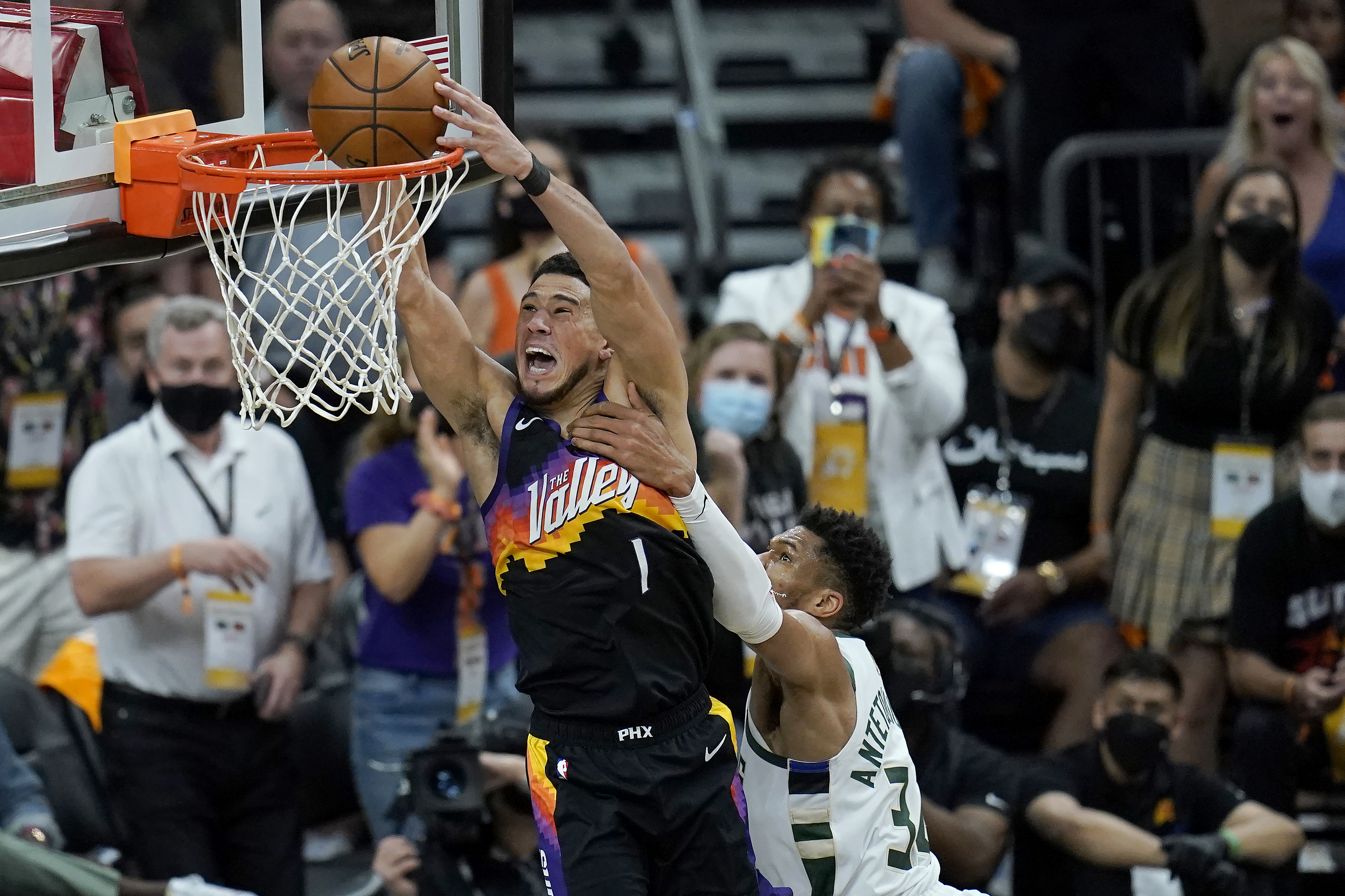 Devin Booker, Giannis Antetokounmpo