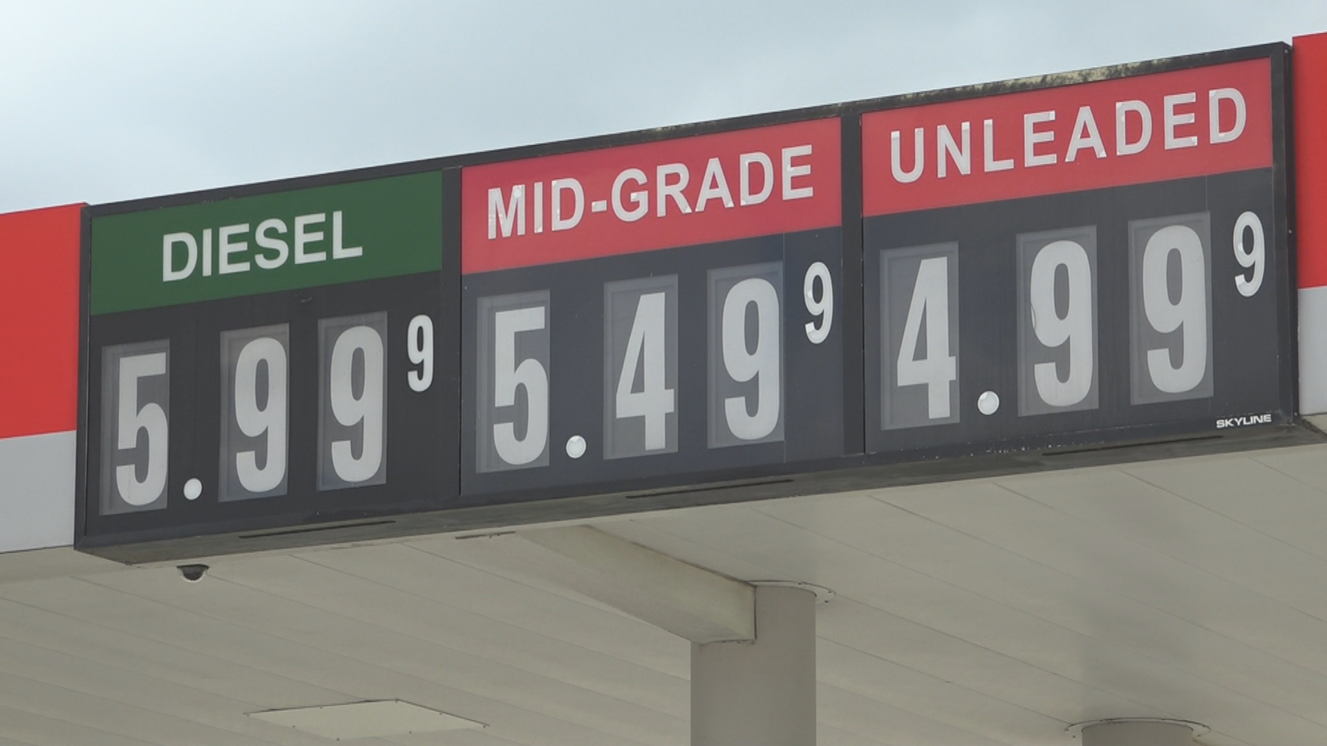 LOCAL GAS PRICE JUMP-4P-PKG.transfer_frame_3463.jpg