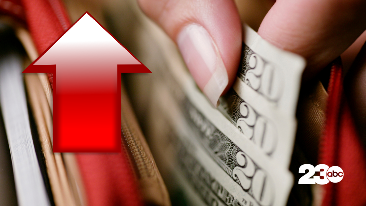 Spending Rise (FILE)