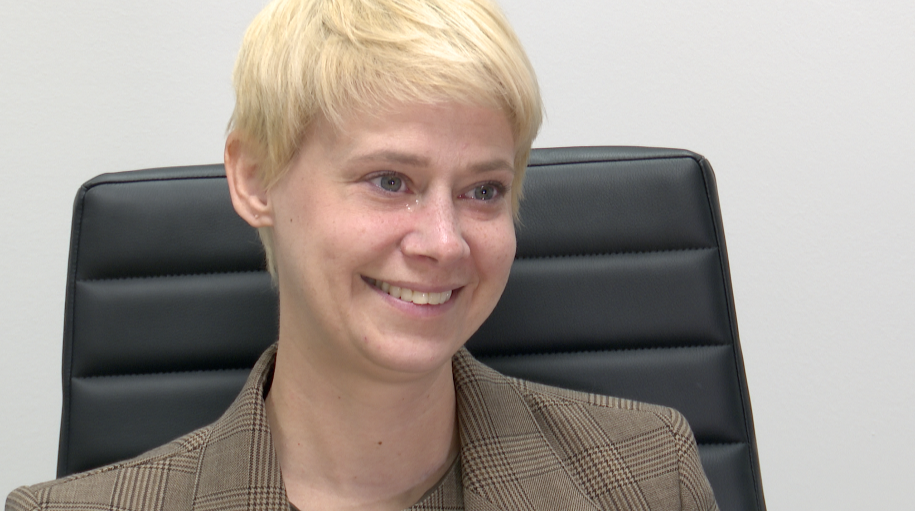 Platte County prosecutor earns state honor while battling stage four cancer