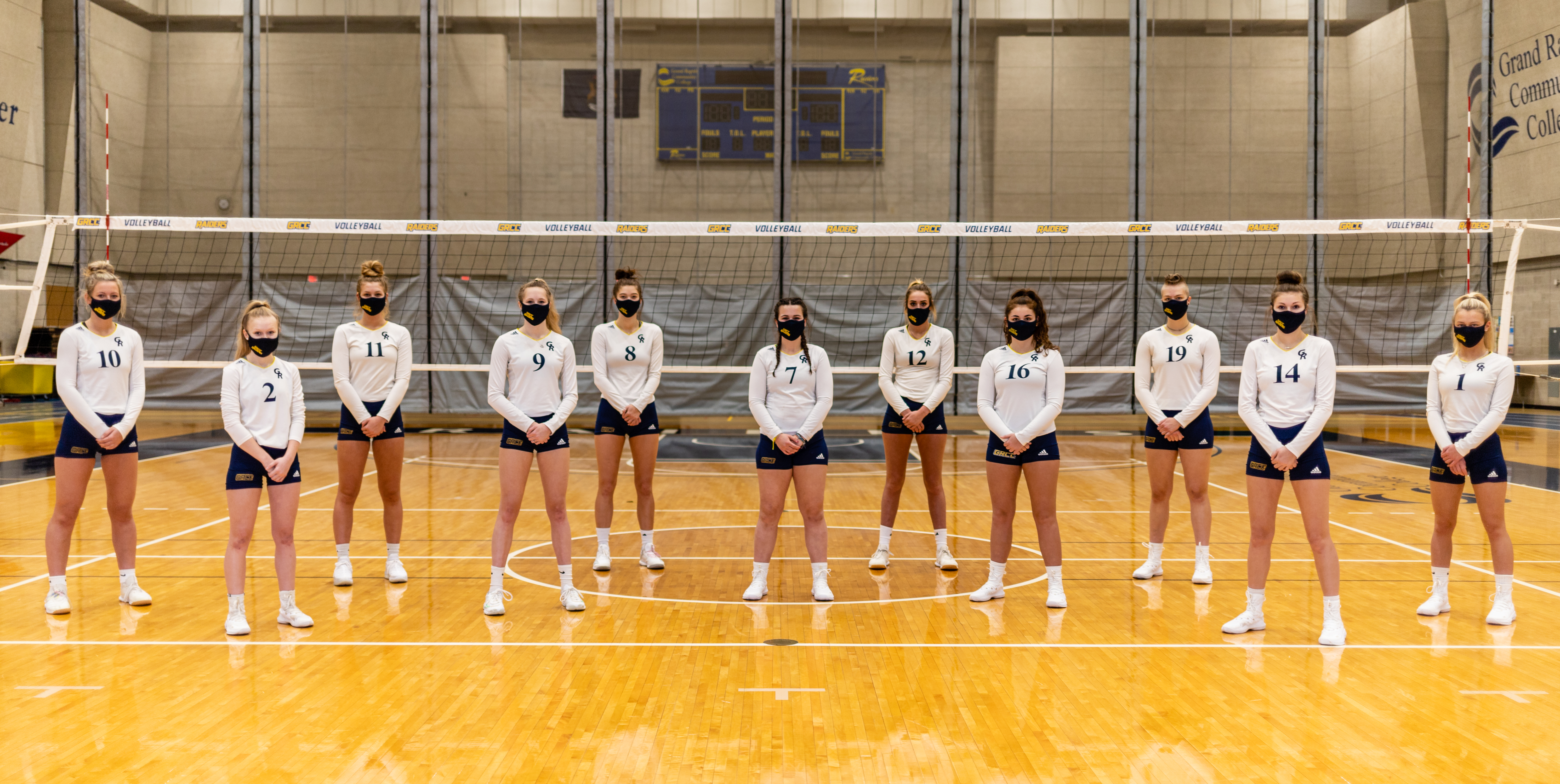 Volleyball team 2021.jpg
