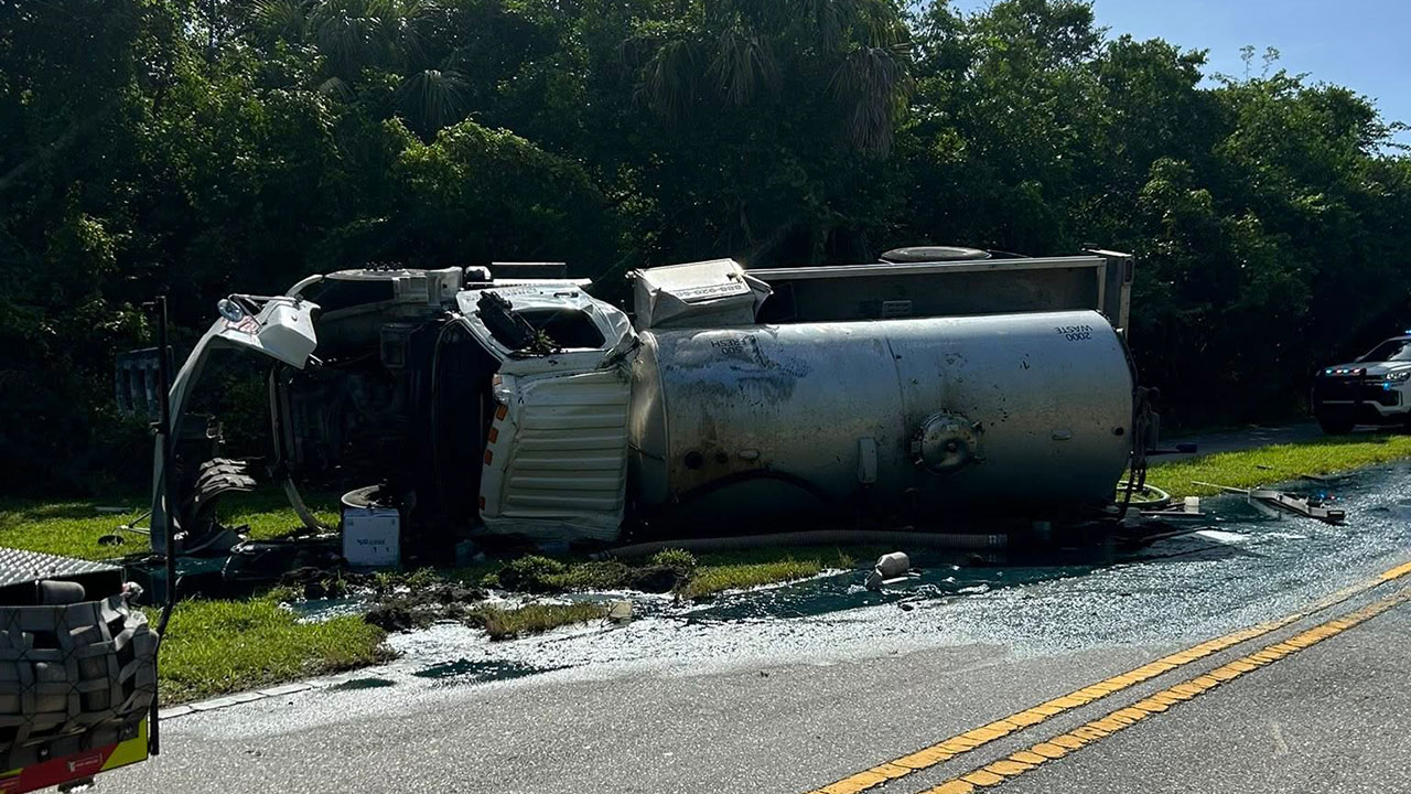 Sewage spill Indian River Drive 