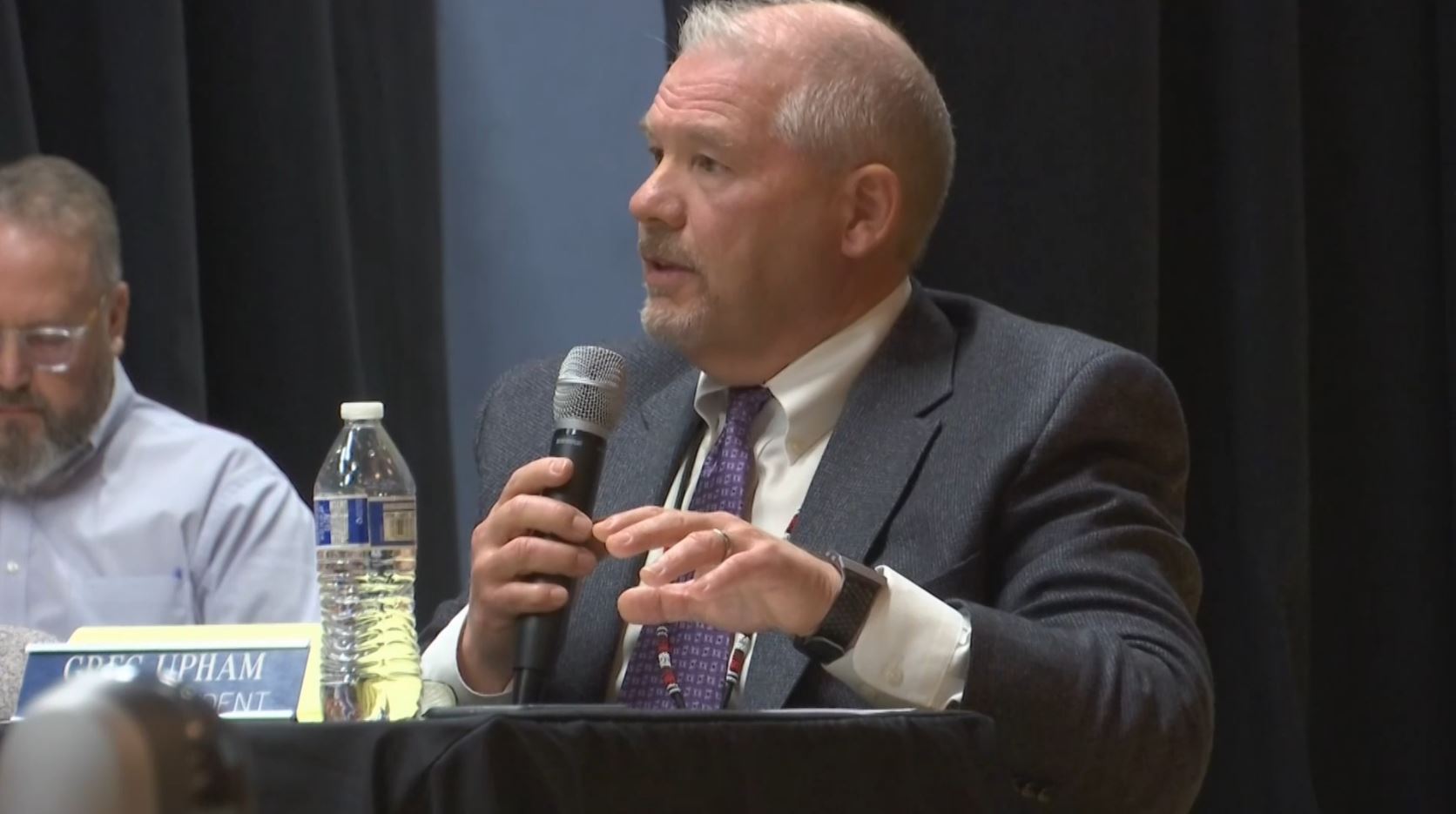 School districts in Montana struggling with superintendent shortage - Vimarsana News