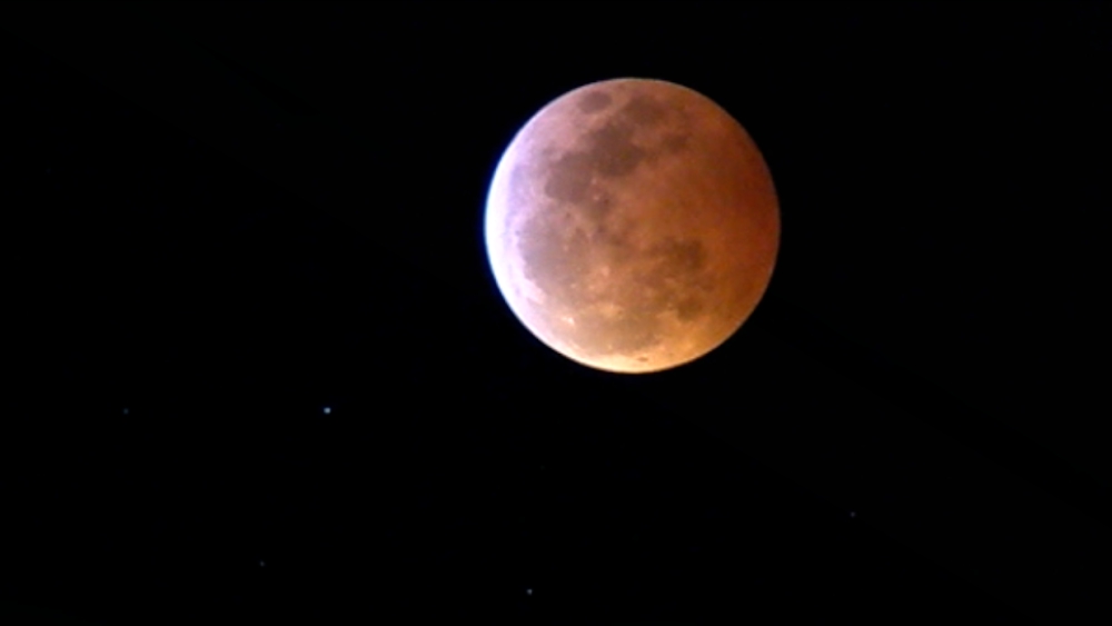 blood moon supermoon eclipse
