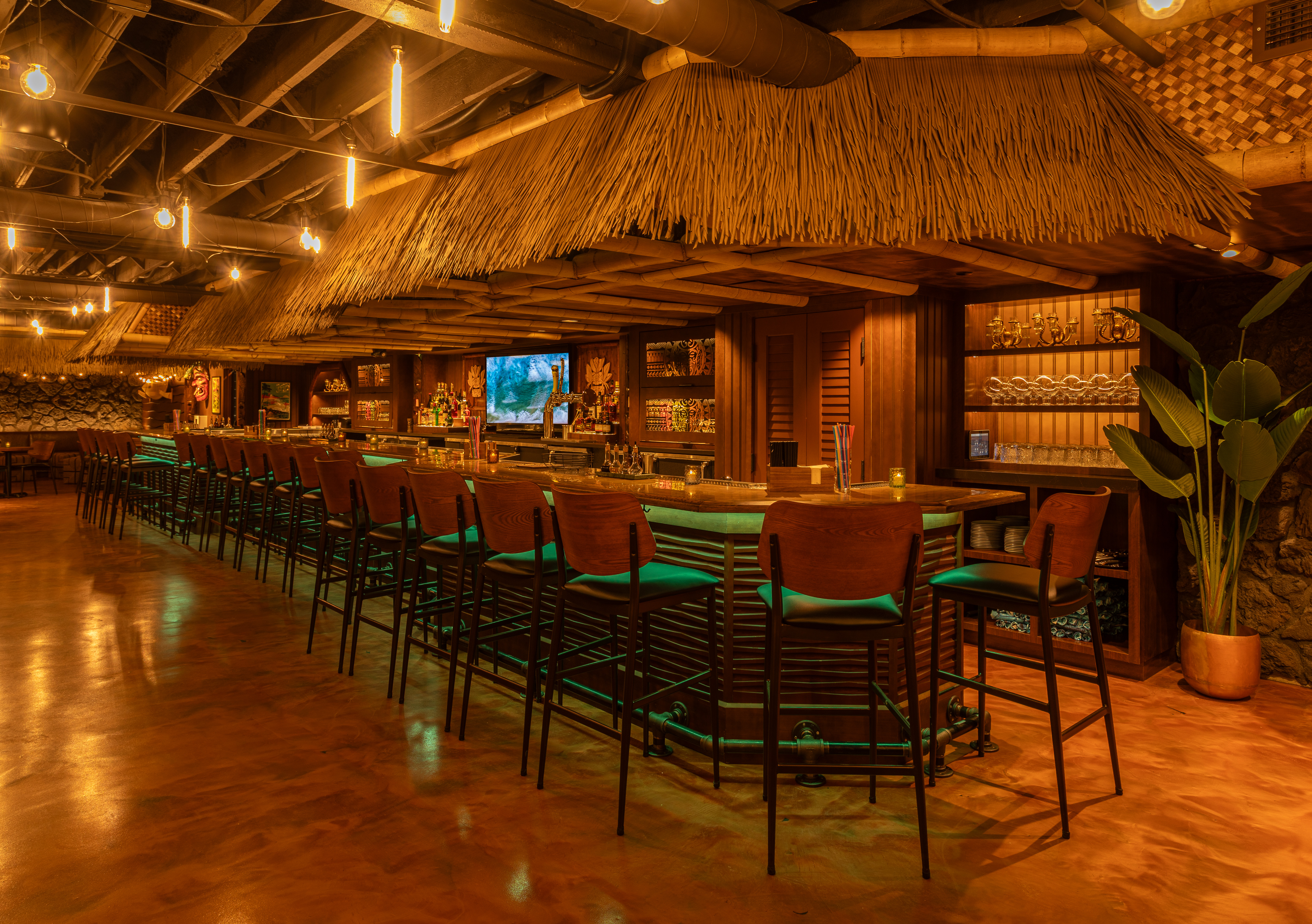 Huna Interior 1- Bob Foran.jpg