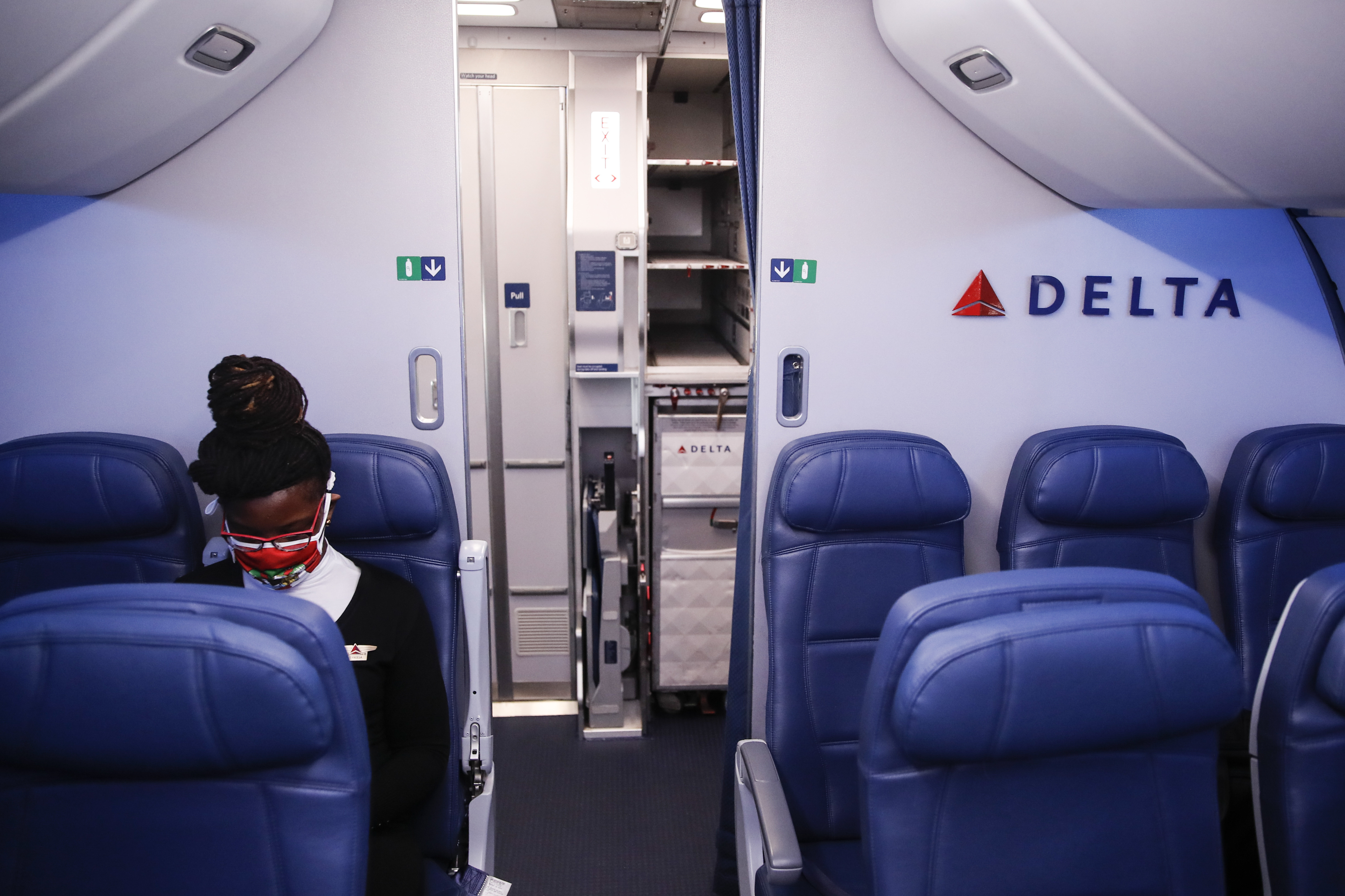 Virus Outbreak Airline Survival