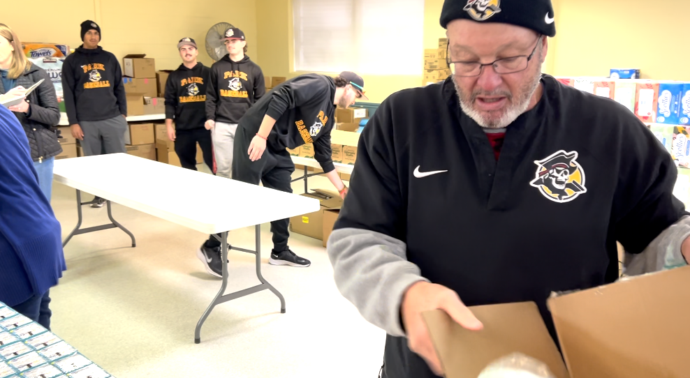 Park U Baseball Northland Christmas Store