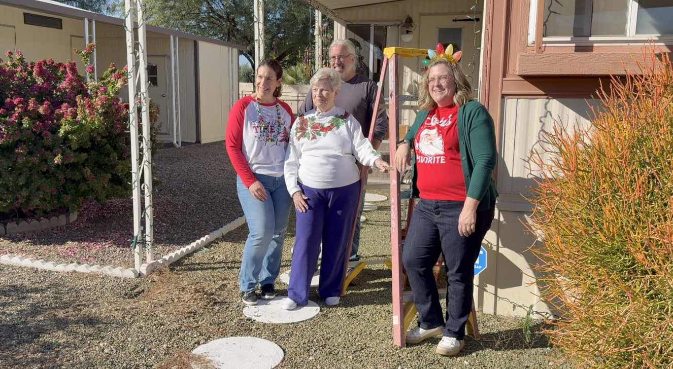 Holiday helpers bring Christmas spirit to Tempe senior