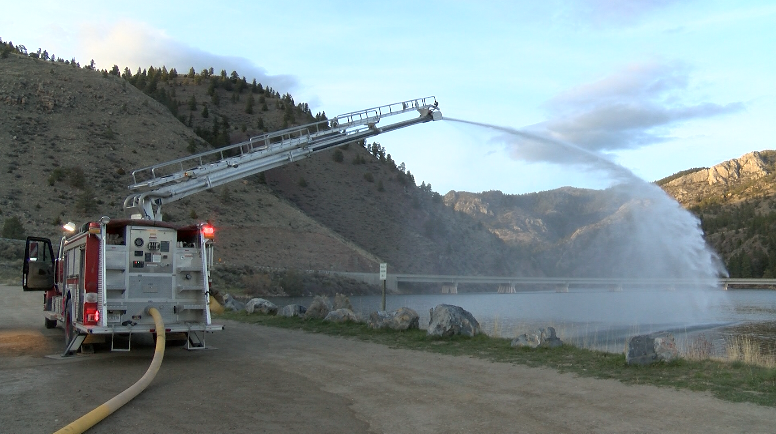York, Tri-Lakes Volunteer Fire Departments train ahead of fire season - Vimarsana News