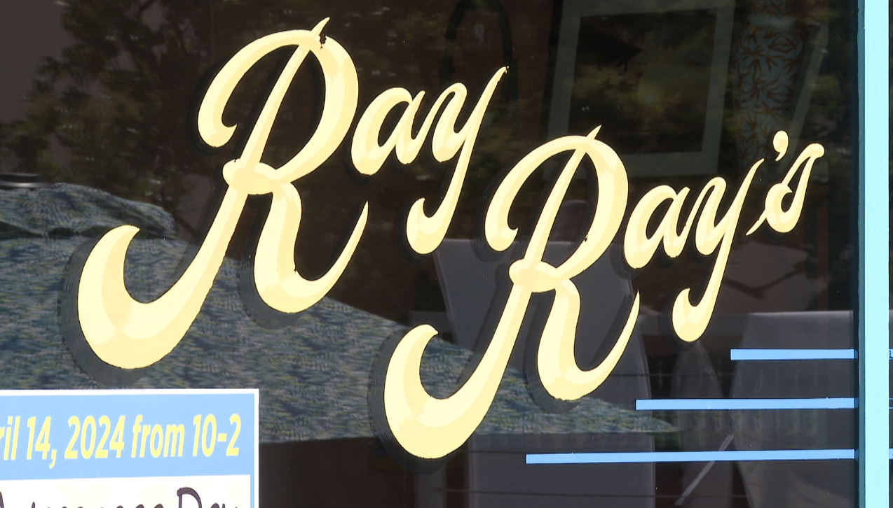 Ray Ray's