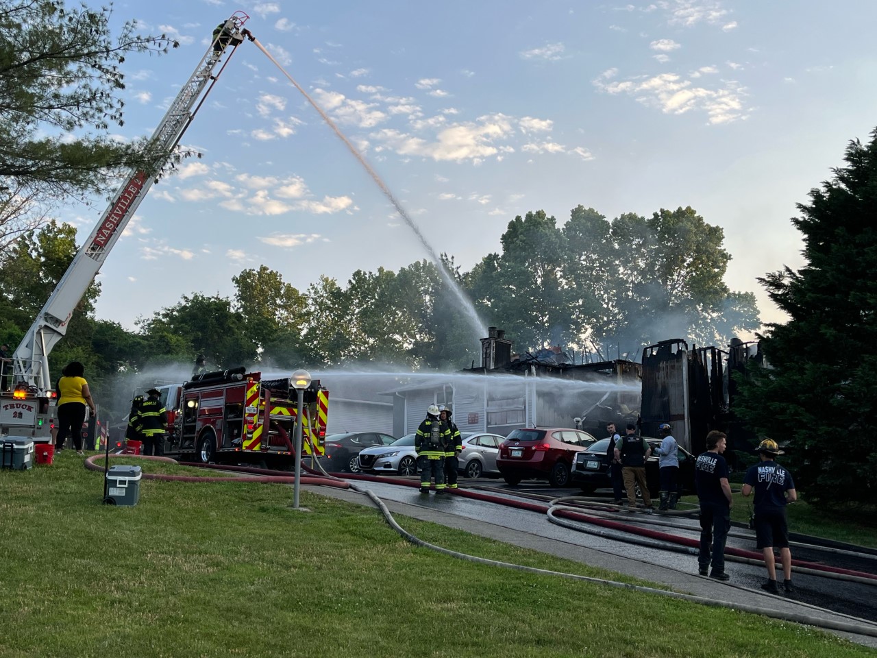 One injured in Antioch apartment fire