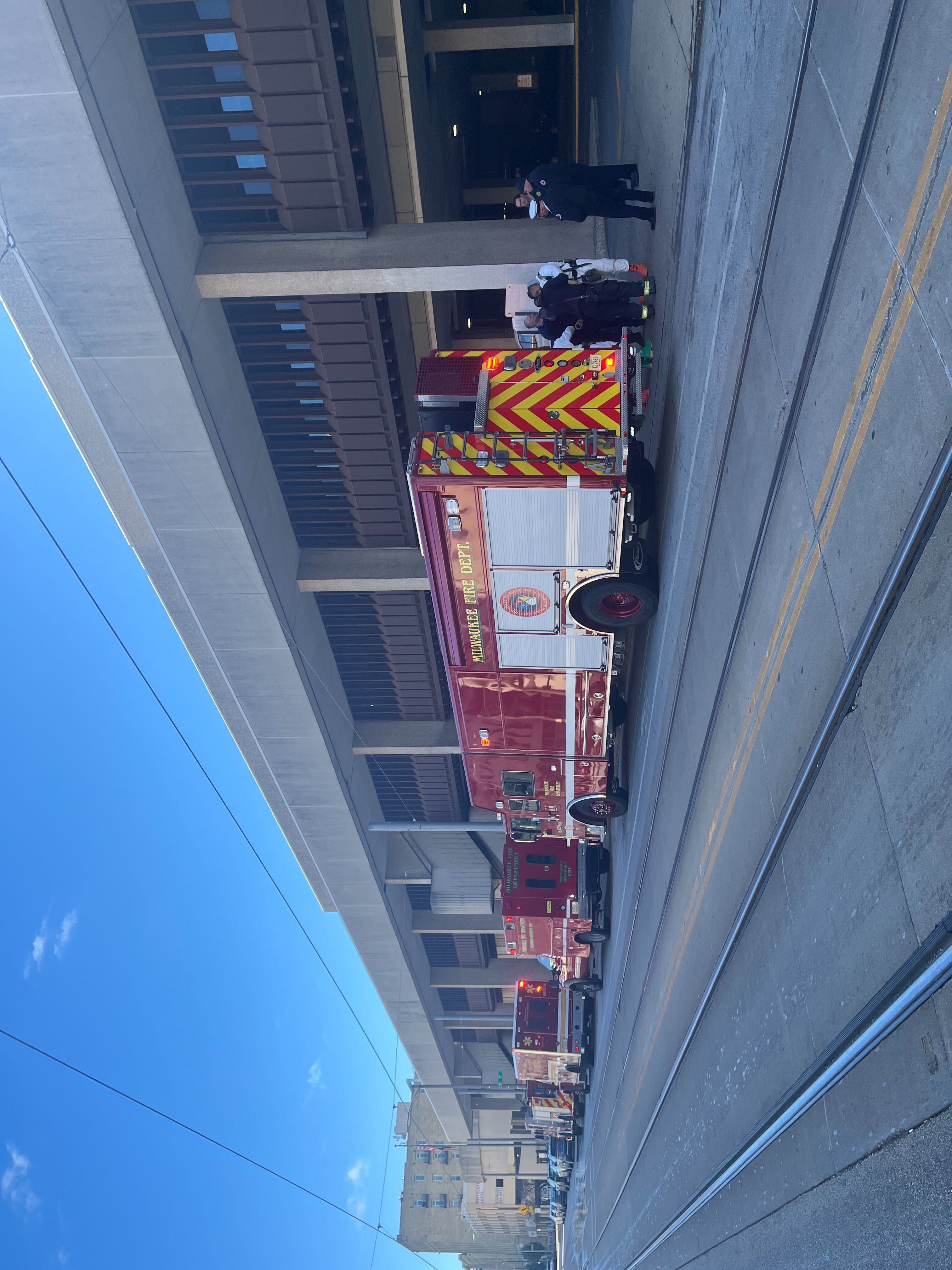 Heavy police and fire presence at Milwaukee's downtown post office