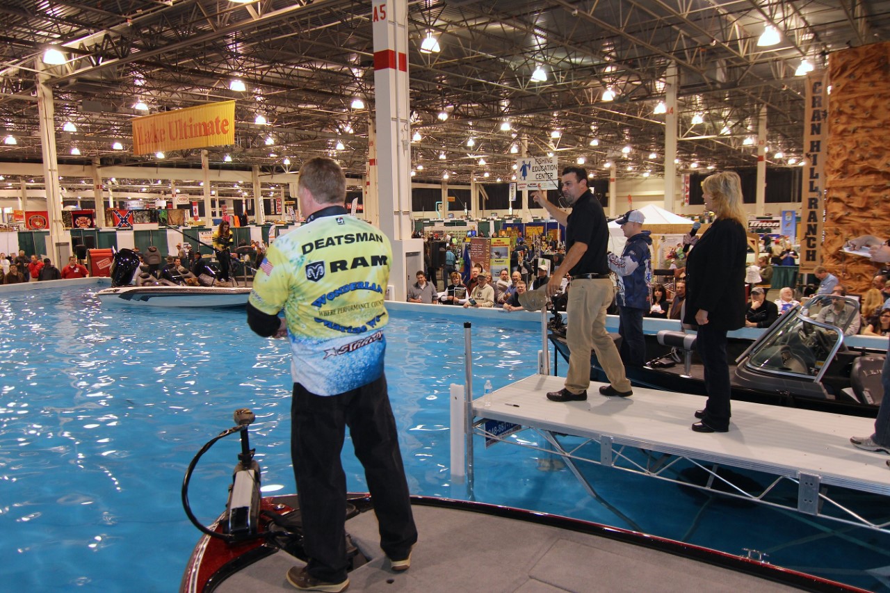 Ultimate Fishing Show.jpg