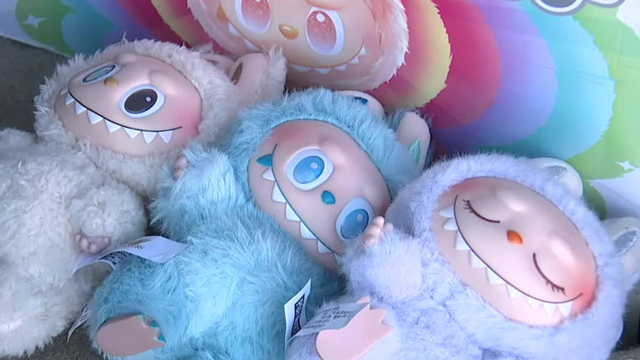 Toy expert warns of fake Labubu figures popping up in Las Vegas stores