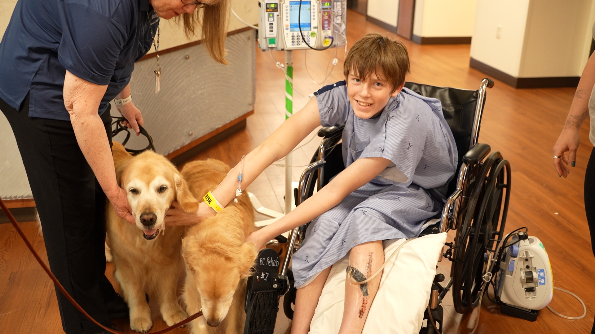 Furry friends: Volunteers at Billings Clinic bring joy to patients 