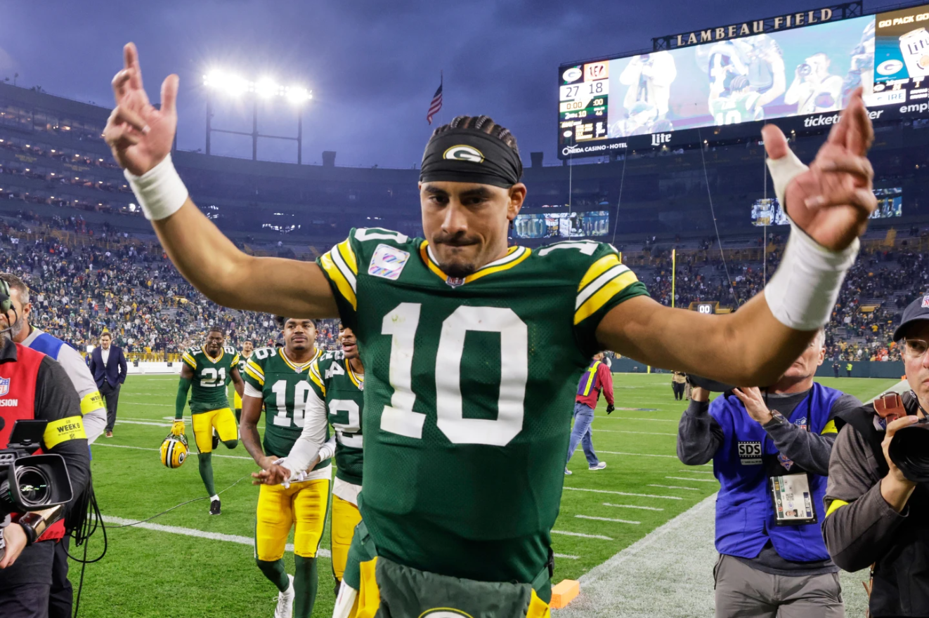 Green Bay Packers' Jordan Love leaves the field after an NFL football game against the Cincinnati Bengals, Sunday, Oct. 12, 2025, in Green Bay, Wis.