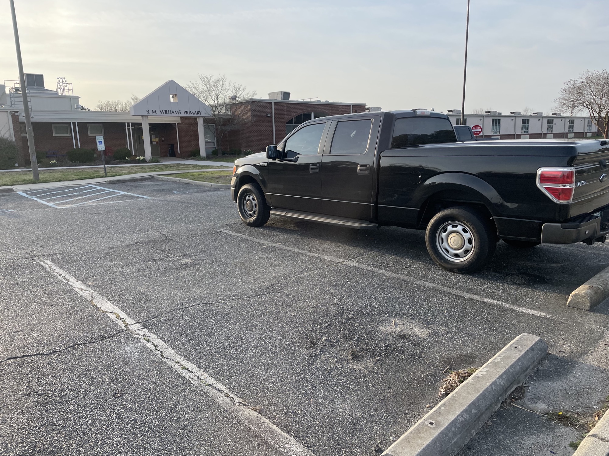 Police on scene at B.M. Williams Elem. in Chesapeake