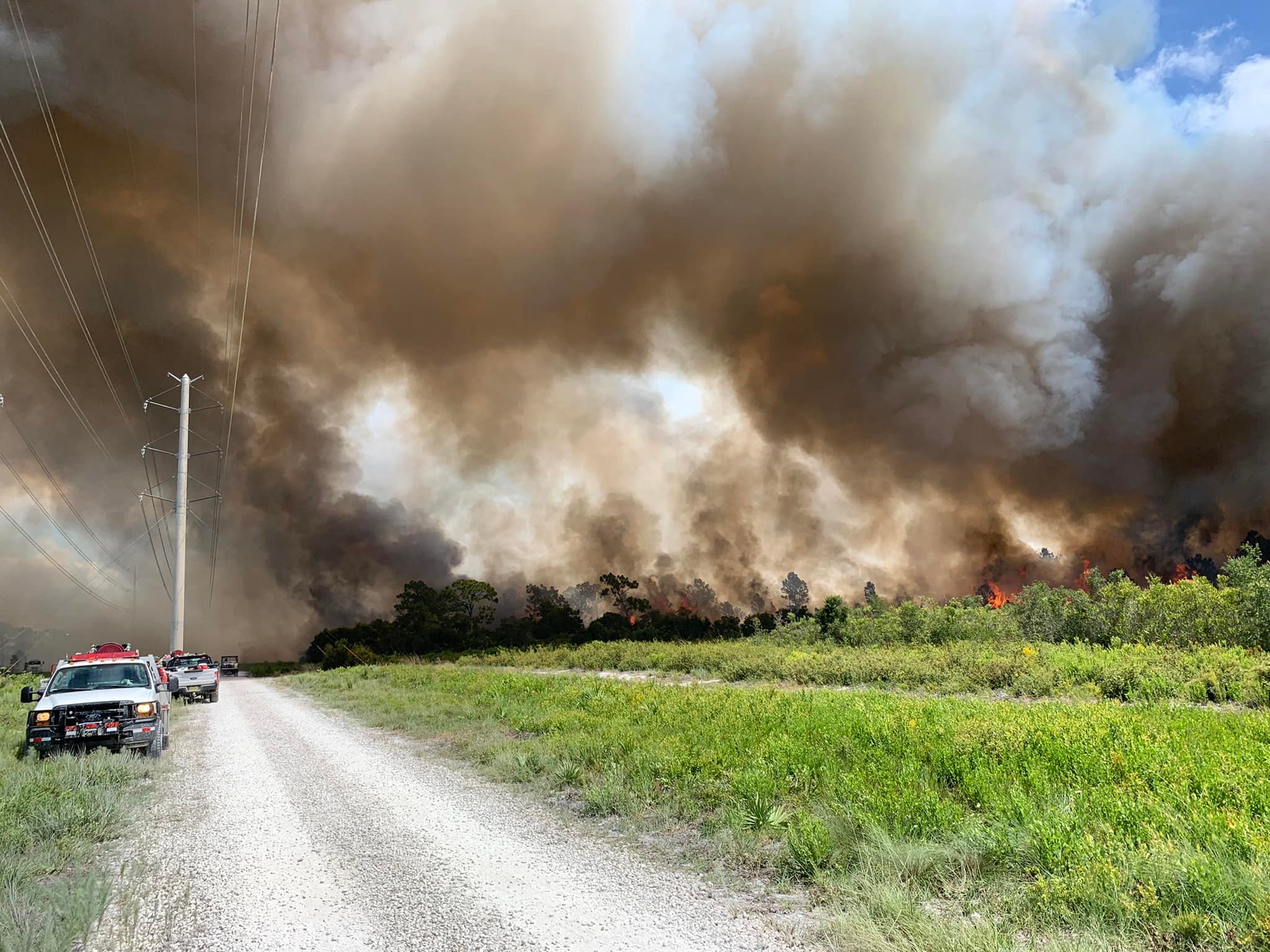 Firefighters are on day 3 of battling a fire burning near Fellsmere. The blaze is estimated to have burned over 1,200 acres.