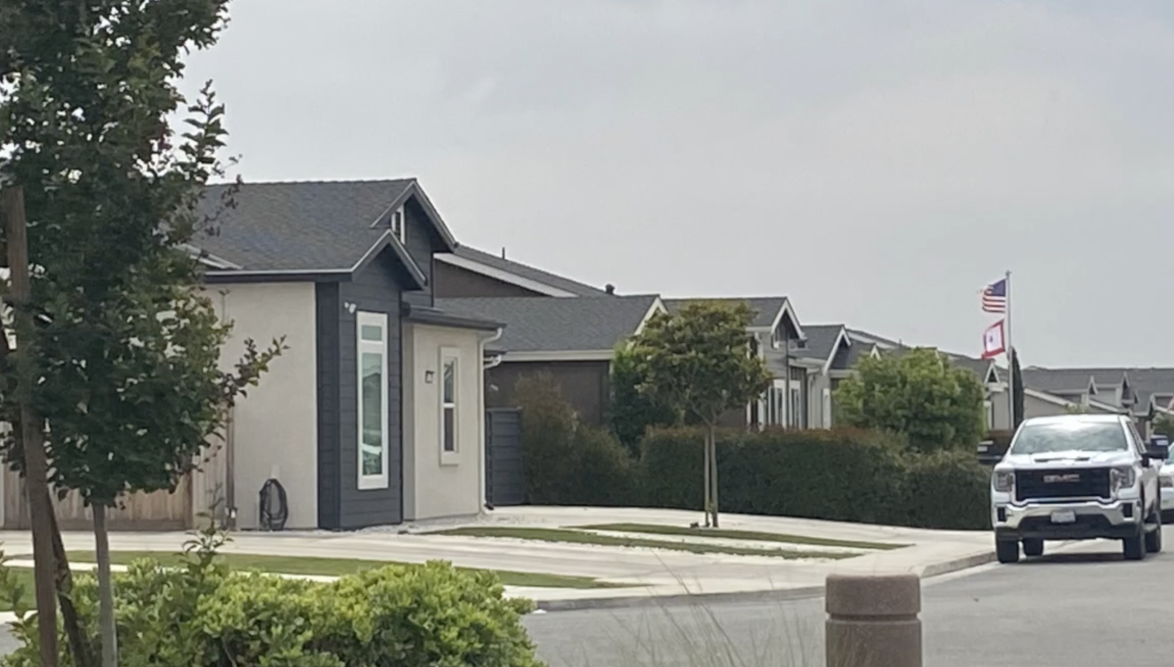 houses in California (file)