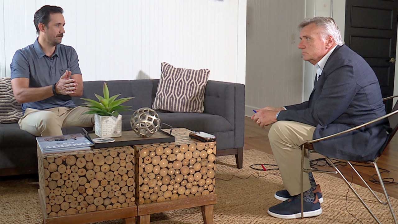 Insurance agent Lee Wiglesworth spoke to WPTV reporter Matt Sczesny about what residents can do if the age of their roof is impacting their insurance