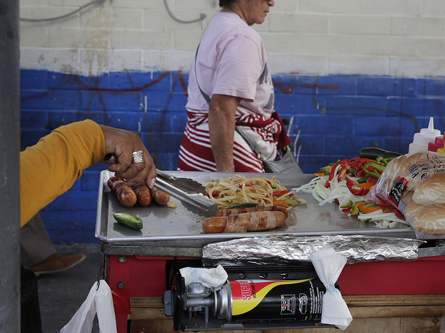 Street vendor sidewalk vendor