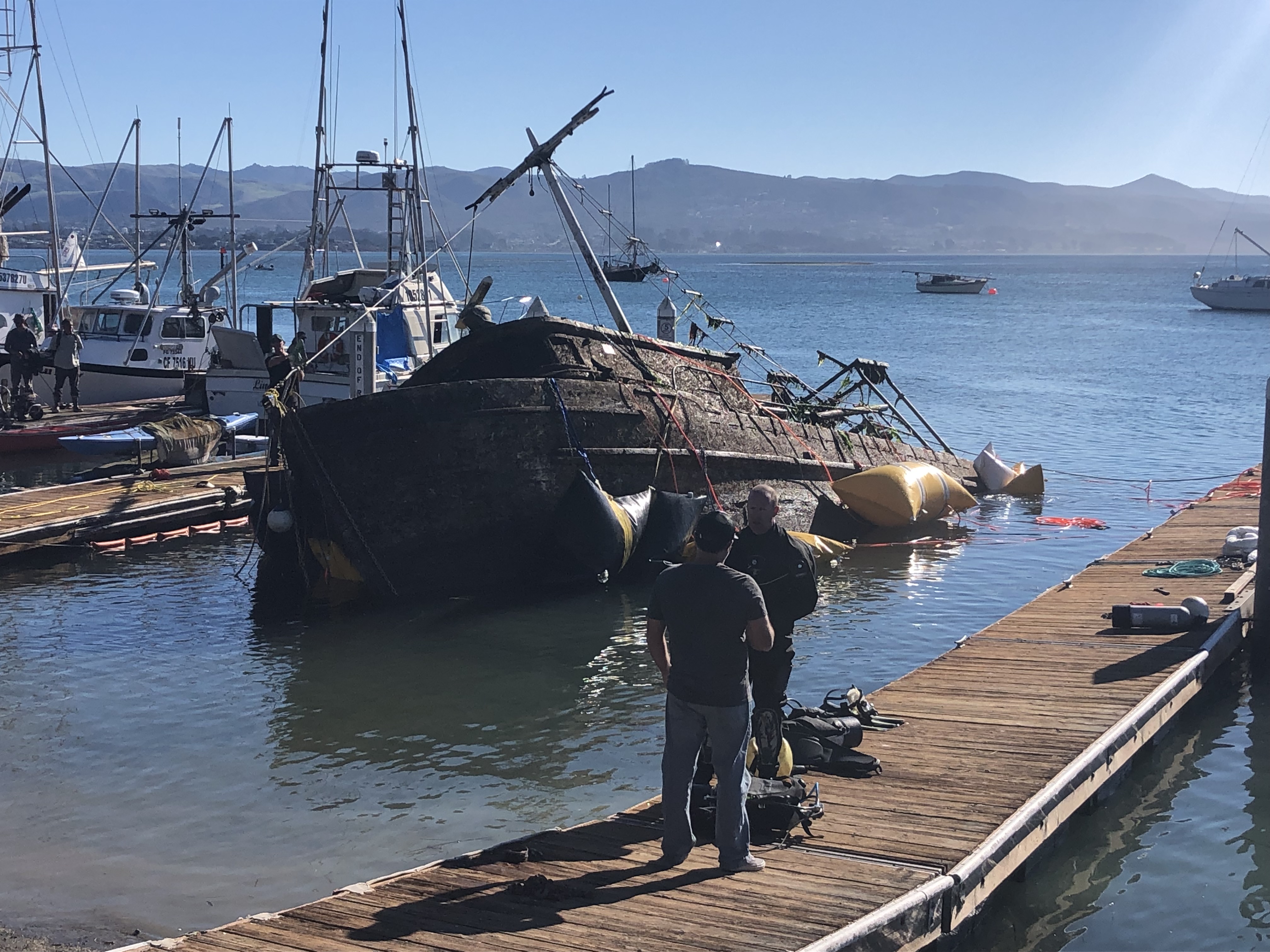 sunken boat.jpg