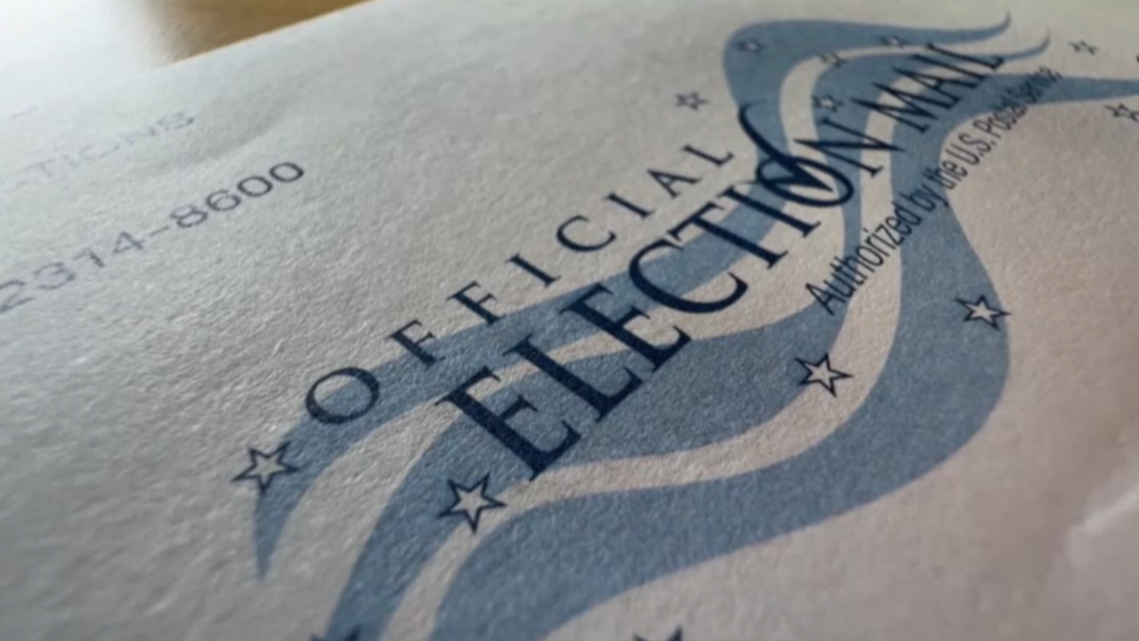 Who has momentum in Florida? GOP expands raw-vote lead as Democrats outperform their base