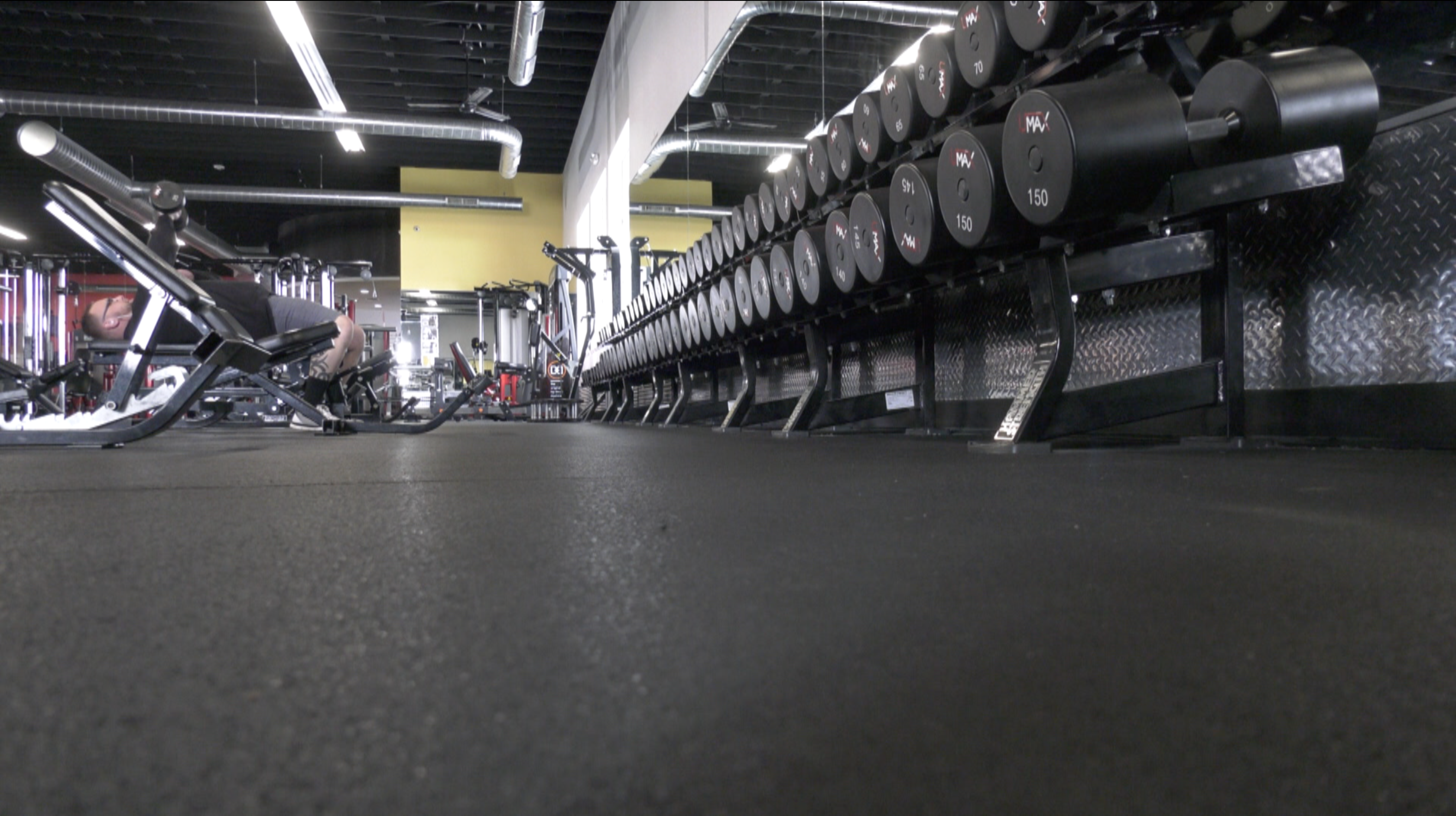 Fitness Centers and trainers adapting to the COVID-19 lockdown